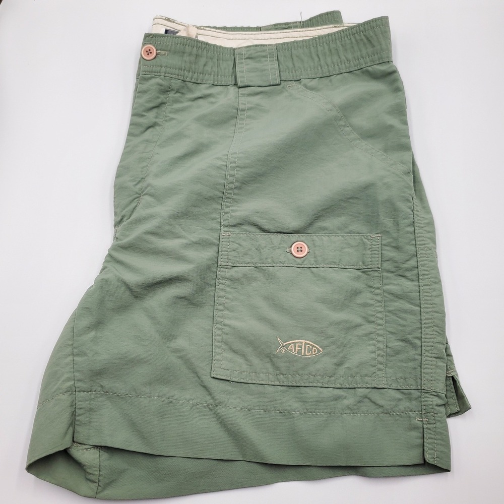 AFTCO Bluewater Wear Mens Fishing Shorts Sage Green Utility Pockets Size L 34